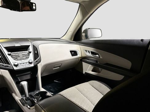 Used 2014 Chevrolet Equinox LS image 23