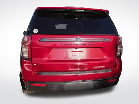 Used 2022 Chevrolet Suburban RST w/ Luxury Package AWD/4WD image 6