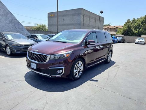 Used 2017 Kia Sedona SX Limited FWD image 13