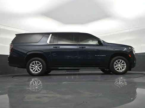 Used 2024 Chevrolet Suburban LS RWD image 29