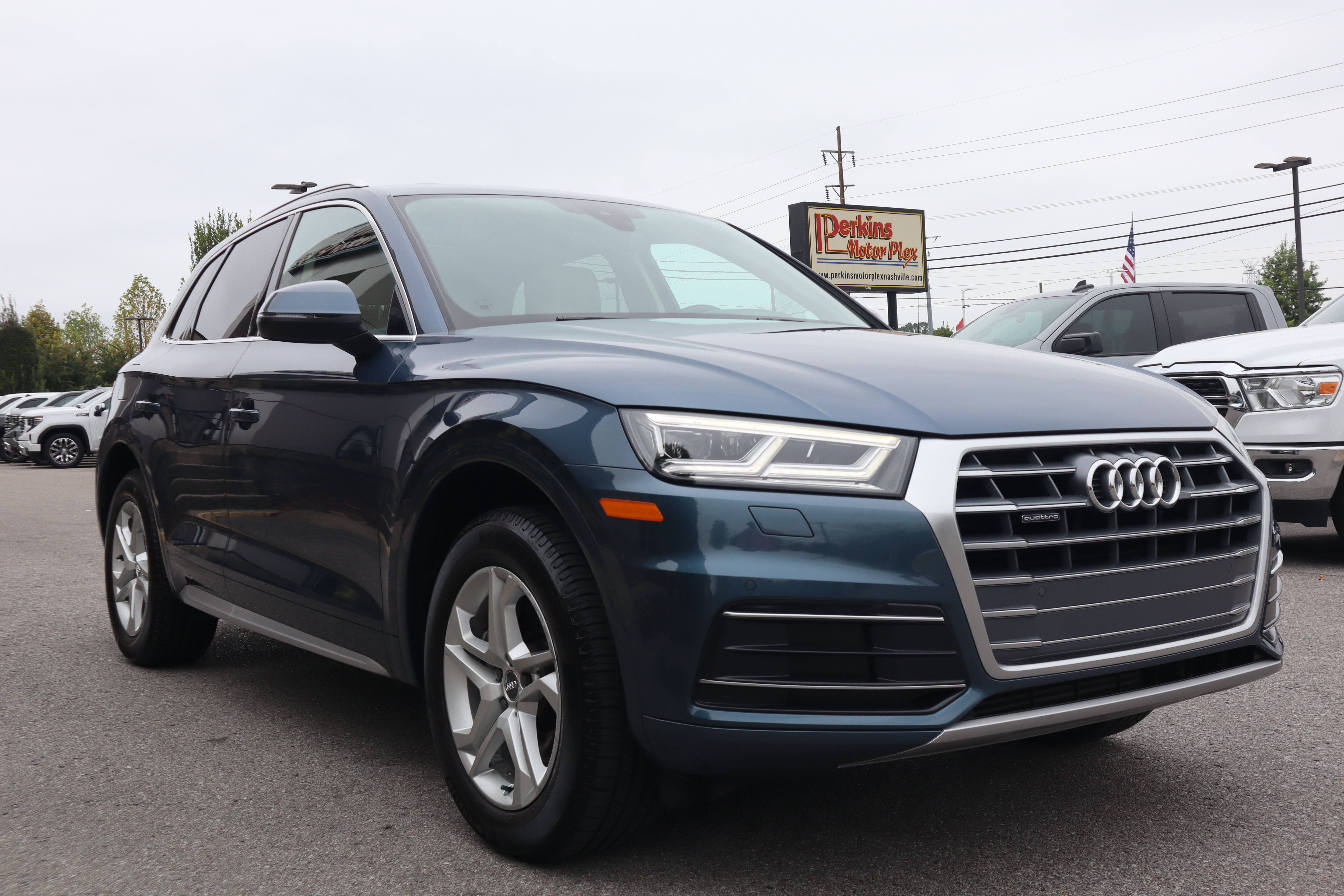 Used 2018 Audi Q5 2.0T Premium Plus w/ Premium Plus Package AWD/4WD image 5