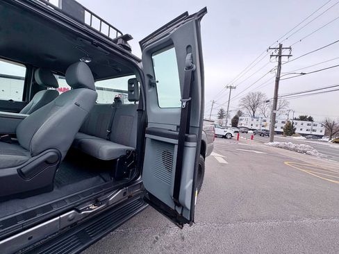 Used 2012 Ford F250 XL w/ PWR Equipment Group image 17