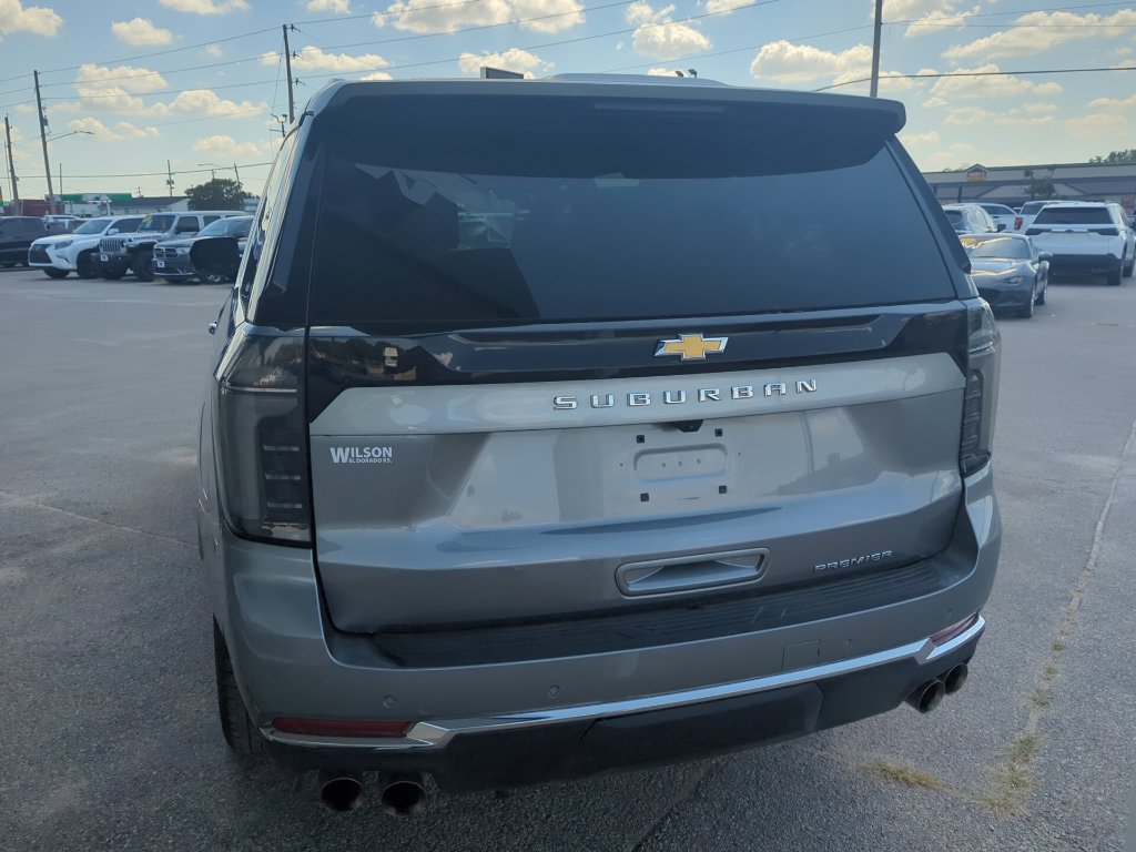 Certified 2026 Chevrolet Suburban Premier AWD/4WD image 5