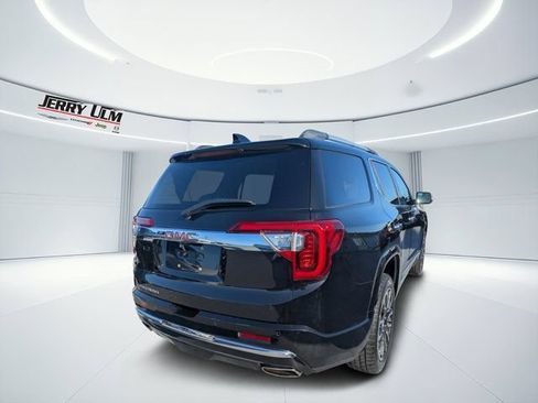 Used 2020 GMC Acadia Denali w/ Technology Package FWD image 3