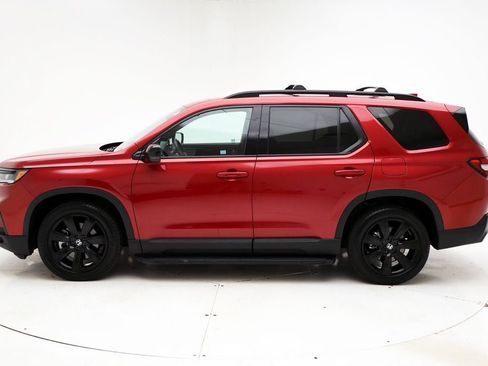 Used 2025 Honda Pilot Black Edition image 5