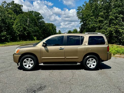 Used 2004 Nissan Armada LE image 3