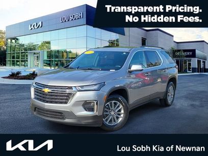 Used 2023 Chevrolet Traverse LT w/ Rear Camera Mirror Package