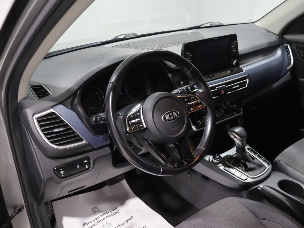 Used 2021 Kia Seltos S AWD/4WD image 14
