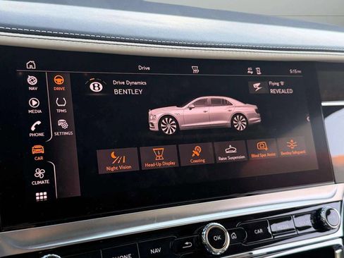 Certified 2024 Bentley Flying Spur V8 image 40