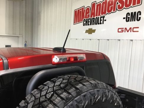 New 2024 GMC Canyon AT4X w/ AT4X AEV Edition image 16