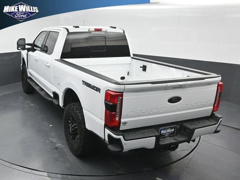 Used 2023 Ford F250 XLT w/ Black Appearance Package AWD/4WD image 13