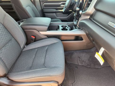New 2026 RAM 1500 Lone Star AWD/4WD image 13