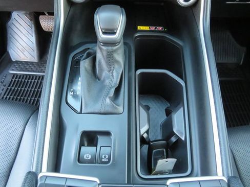 Certified 2025 Toyota Grand Highlander Limited image 26