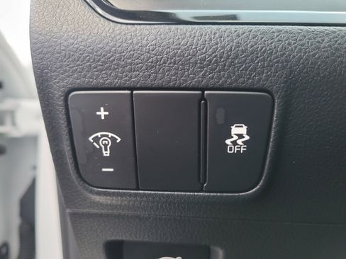 Used 2025 Kia K5 LXS image 19