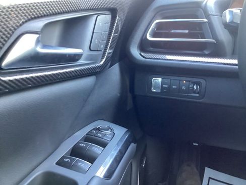 New 2026 Chevrolet Traverse High Country w/ LPO, Floor Liner Package AWD/4WD image 25