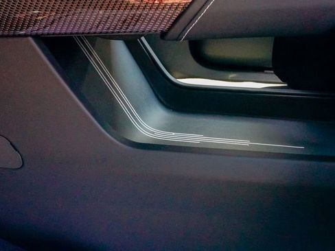 Used 2026 Cadillac Vistiq Luxury image 21