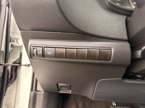 Used 2021 Toyota Corolla LE image 25