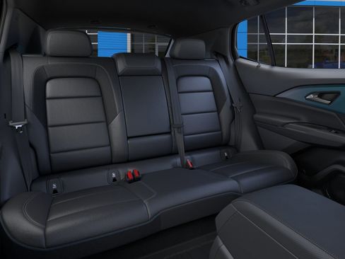 New 2026 Chevrolet Equinox EV LT FWD image 17