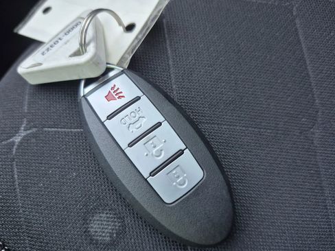 Used 2020 Nissan Kicks S FWD image 27