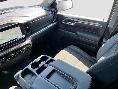 Used 2025 Chevrolet Silverado 1500 LT image 23