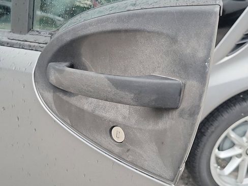 Used 2016 smart fortwo passion image 13