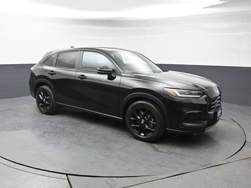 Certified 2024 Honda HR-V Sport image 8