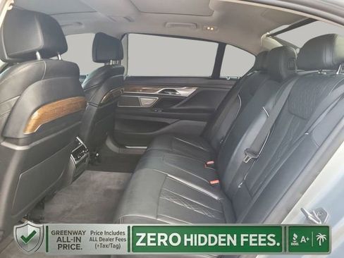 Used 2018 BMW 750i RWD image 22