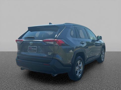 Used 2025 Toyota RAV4 XLE AWD/4WD image 8