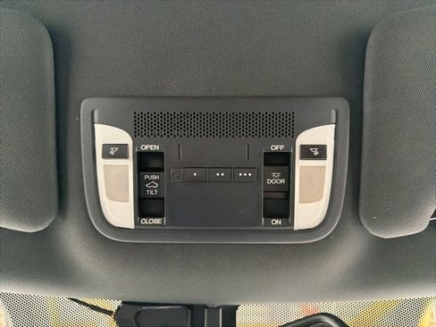 Certified 2016 Acura ILX 2.4L image 28