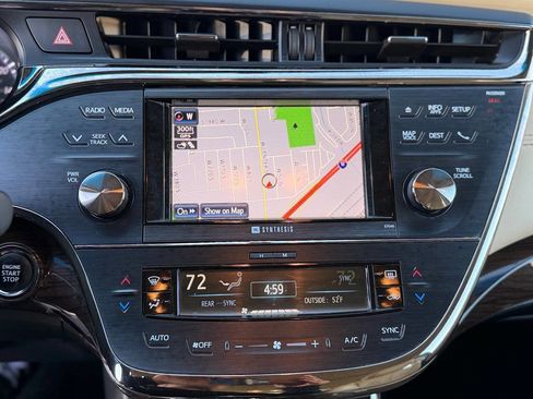 Used 2014 Toyota Avalon Limited image 31