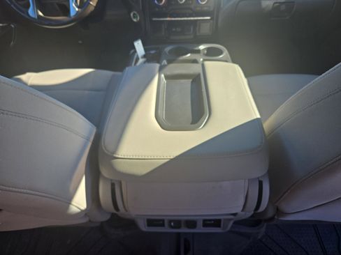 Used 2020 Chevrolet Silverado 1500 RST w/ All-Star Edition image 19