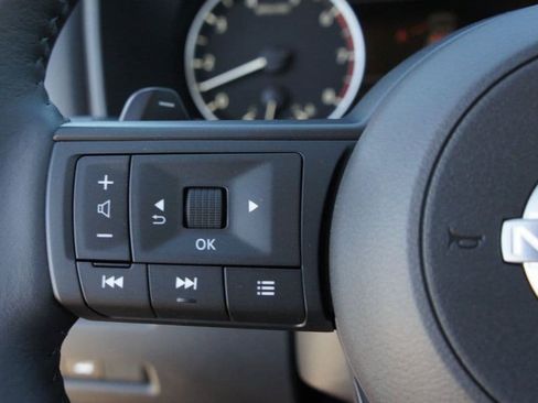 Certified 2024 Nissan Rogue SV w/ SV Premium Package AWD/4WD image 20