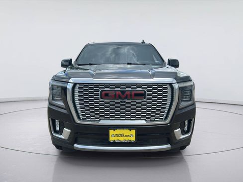 Used 2021 GMC Yukon XL Denali w/ Denali Premium Package RWD image 2