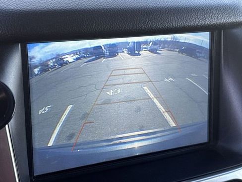 Used 2019 Chevrolet Tahoe LT image 14