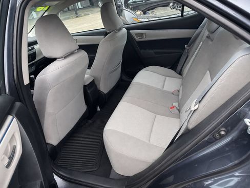 Used 2016 Toyota Corolla LE FWD image 5