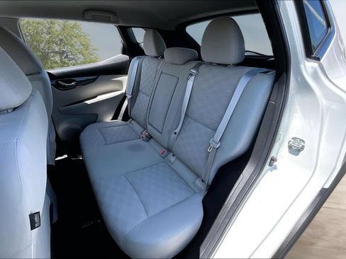 Certified 2019 Nissan Rogue Sport SV w/ Technology Package FWD image 22