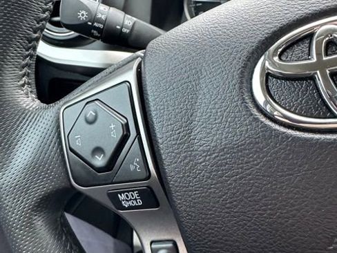 Used 2021 Toyota Tacoma SR5 image 22