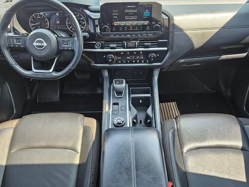 Used 2023 Nissan Pathfinder SL w/ SL Premium Package AWD/4WD image 26