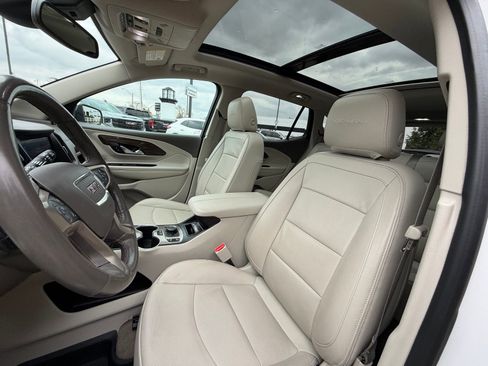 Used 2020 GMC Terrain Denali w/ Denali Premium Package FWD image 21