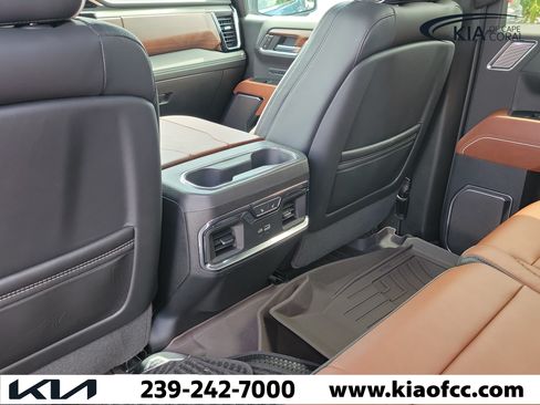 Used 2024 GMC Sierra 1500 Denali Ultimate AWD/4WD image 13