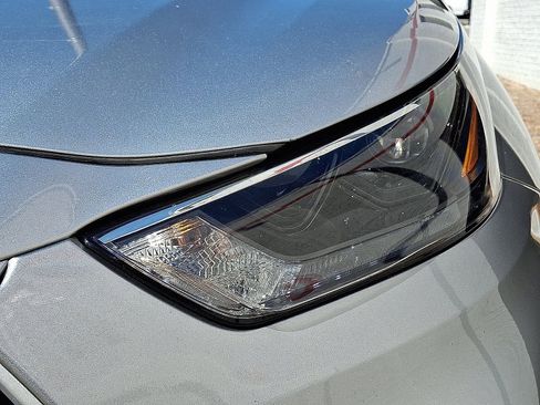 Certified 2024 Toyota Highlander LE image 9