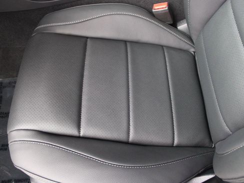 Used 2026 Mercedes-Benz GLE 350 4MATIC image 13
