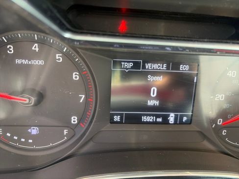 Used 2023 Chevrolet TrailBlazer LT w/ Convenience Package FWD image 6