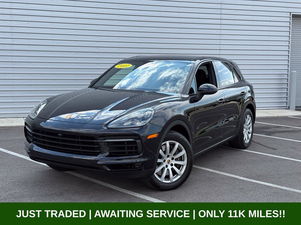 Used 2021 Porsche Cayenne AWD/4WD image 1