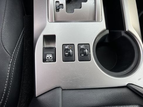 Used 2016 Toyota 4Runner SR5 Premium image 27