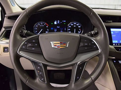 Used 2021 Cadillac XT5 Premium Luxury FWD image 20