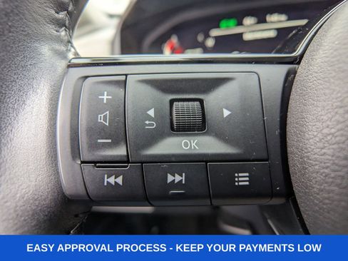 Used 2024 Nissan Rogue SL image 31