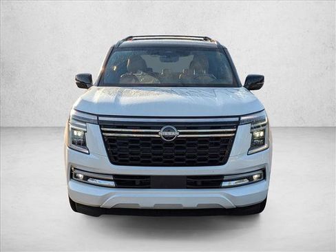 Used 2025 Nissan Armada Platinum Reserve RWD image 2