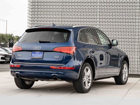 Used 2017 Audi Q5 2.0T Premium Plus w/ Technology Package AWD/4WD image 4