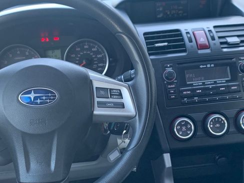Used 2014 Subaru Forester 2.5i Premium w/ All-Weather Package AWD/4WD image 9